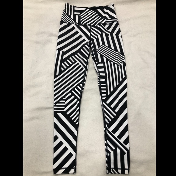 Victoria's Secret Pants - Victoria Sport•Long Leggings